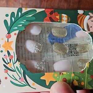 Pink/gold snowflake press on nails